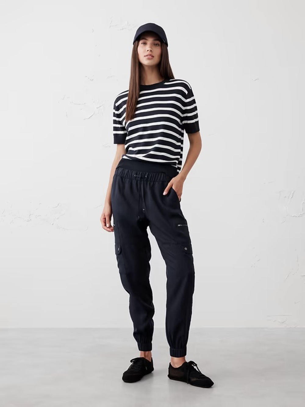 Banana Republic Navy Drawstring Cargo Jogger Pants Tencel